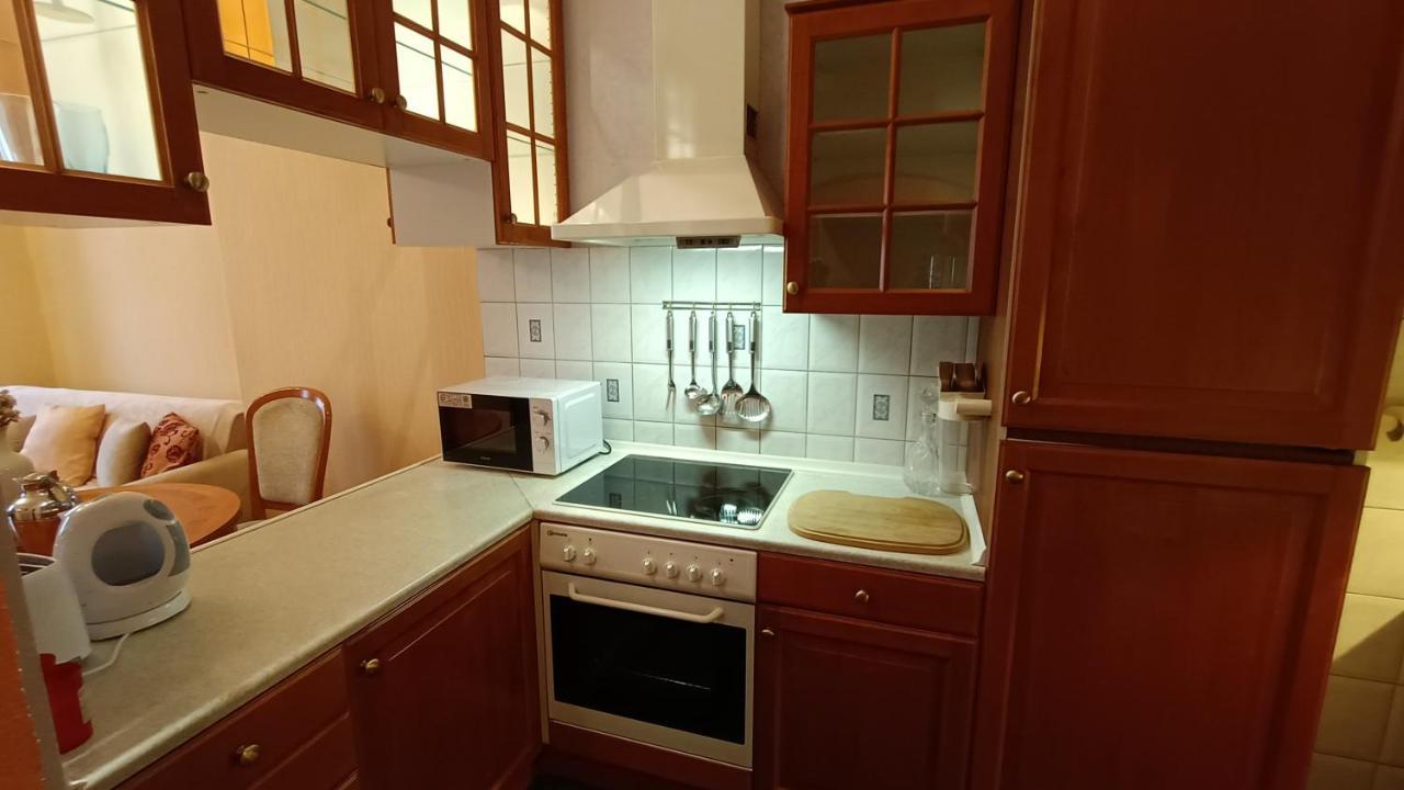 Apartments Stubsi With Colonnade View كارلوفي فاري المظهر الخارجي الصورة